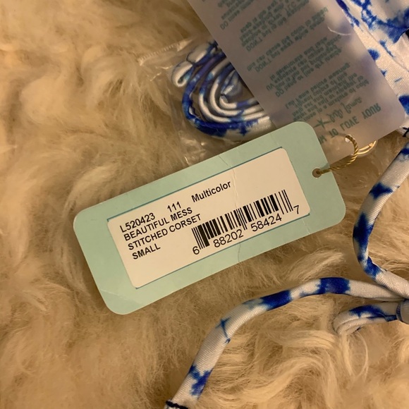 NWT Lulli Fama Bikini - Picture 6 of 8